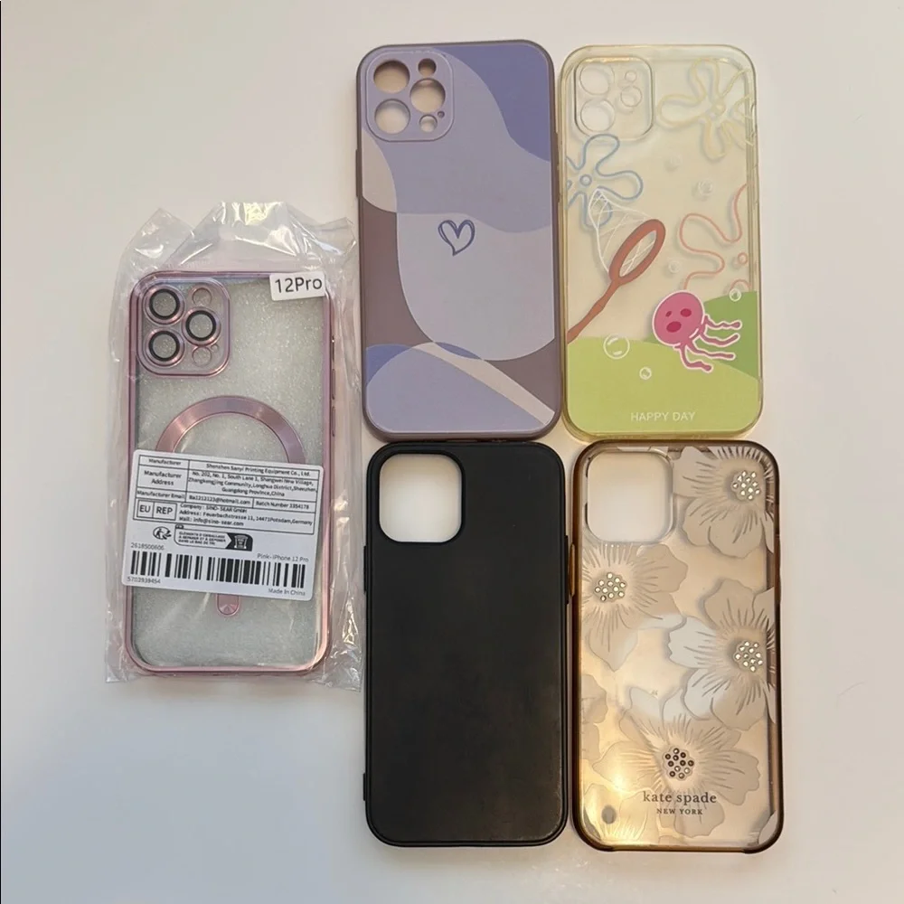 Kate Spade Floral iPhone 12 Pro Case‎ - Gold and Black Bundle of 5